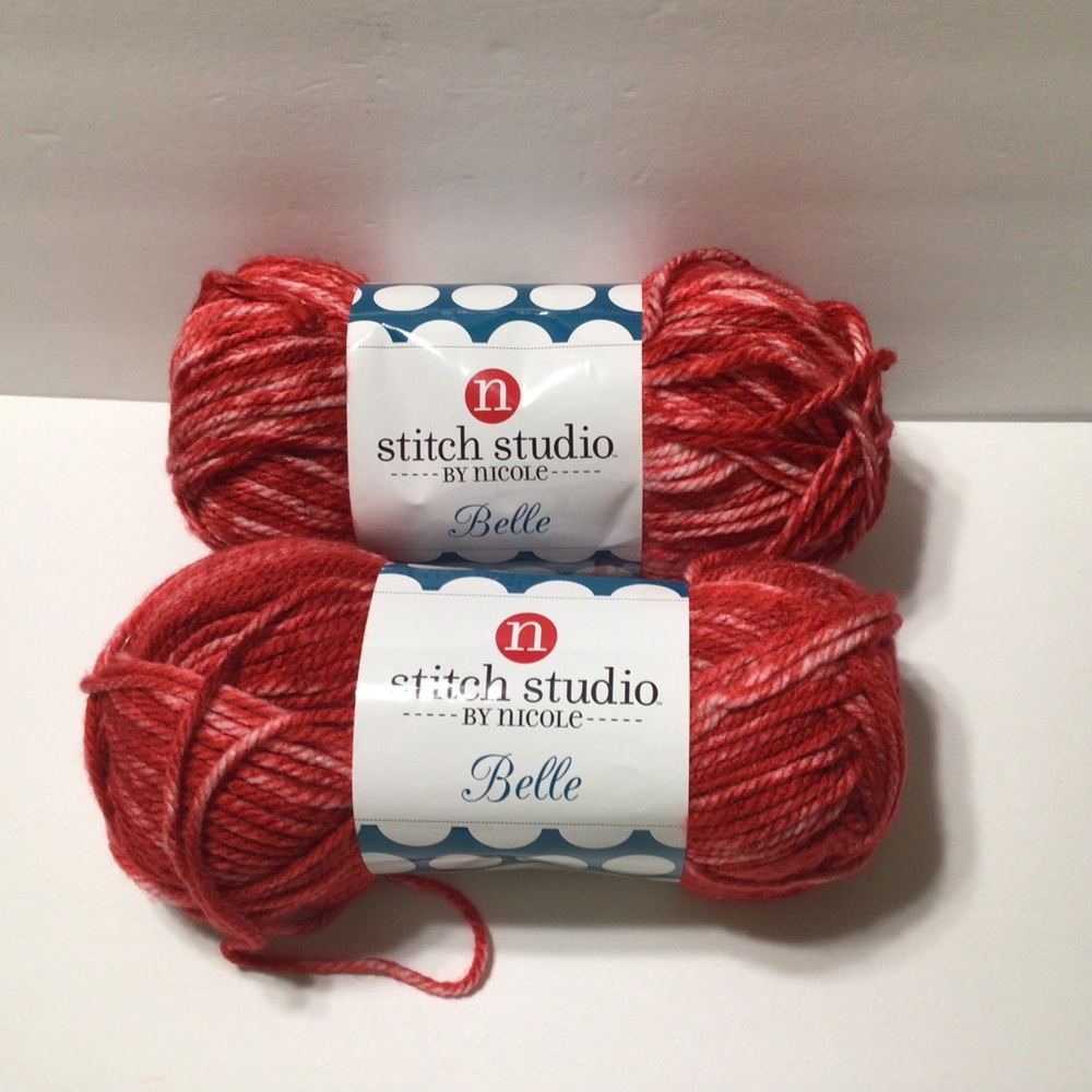 Stitch Studio By Nicole, Belle 100% Acrylic Super Bulky Yarn Color - Heartthrob